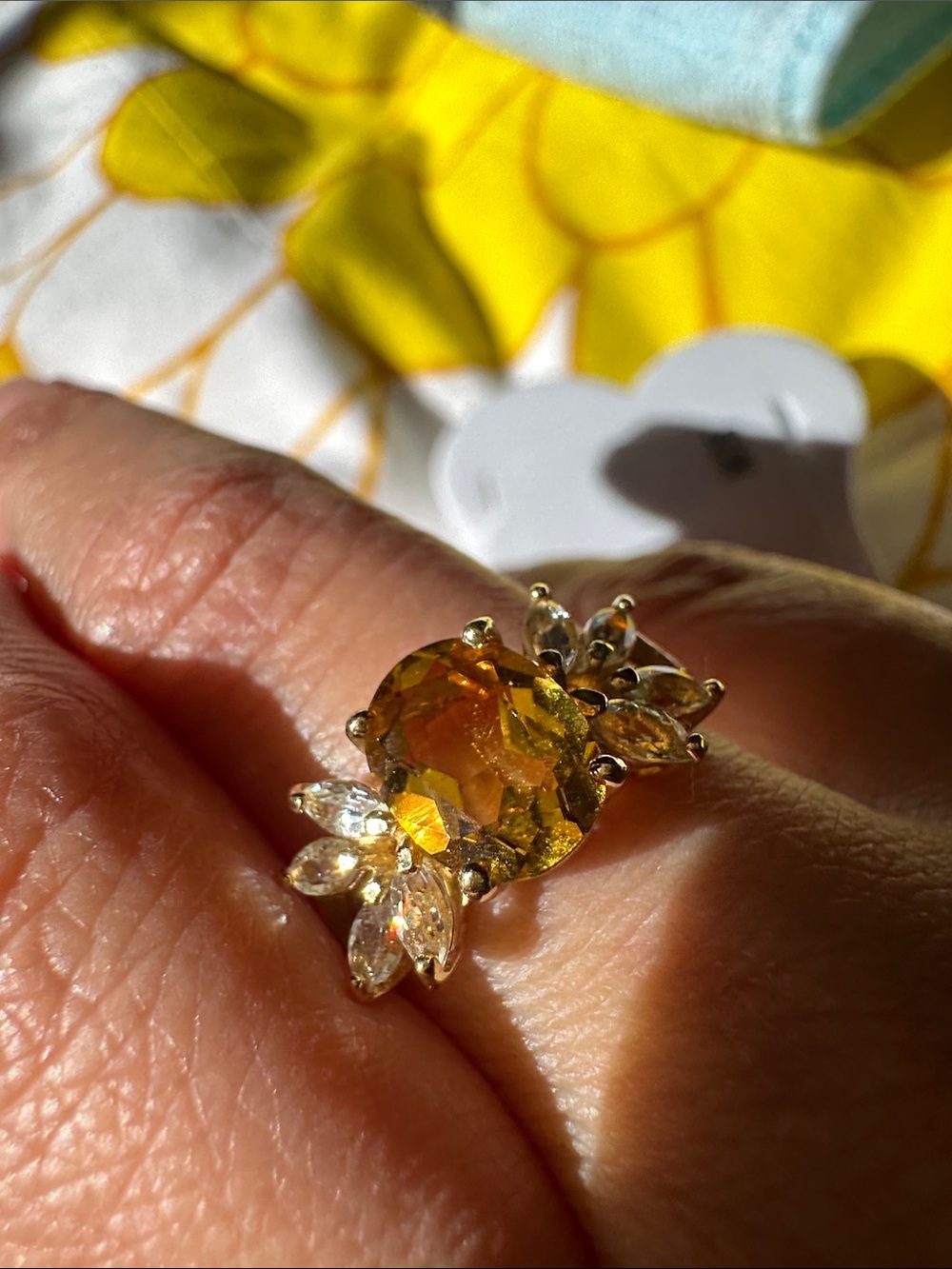 ✨ Vintage Sanuk 14K Gold Citrine & Diamond Floral Cluster Ring – Size 6.5 ✨